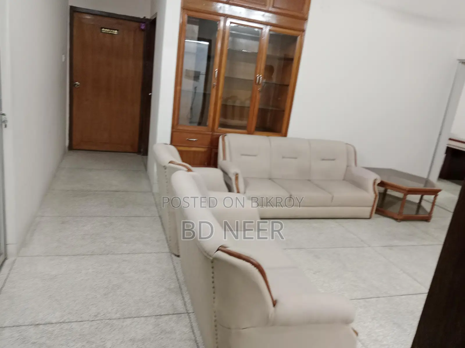 office space unfurnish 2500 sft rent in Gulshan 2