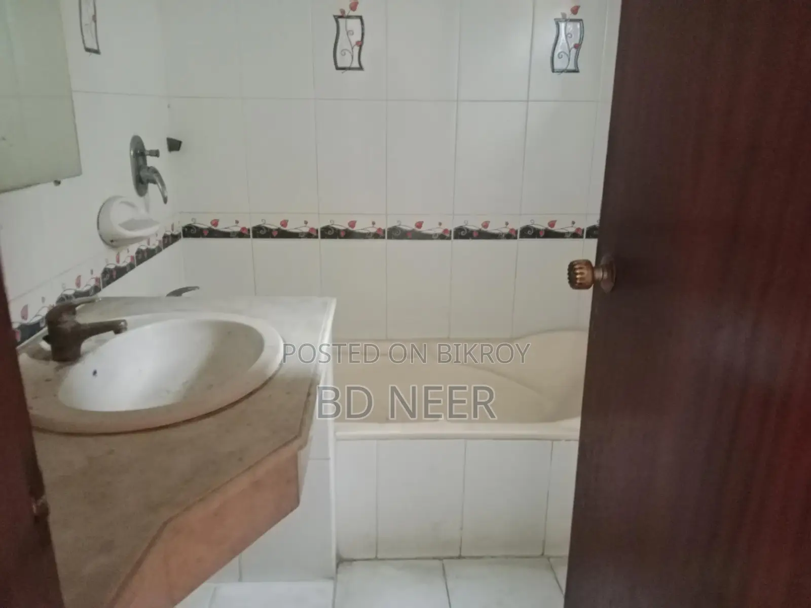 office space unfurnish 2500 sft rent in Gulshan 2