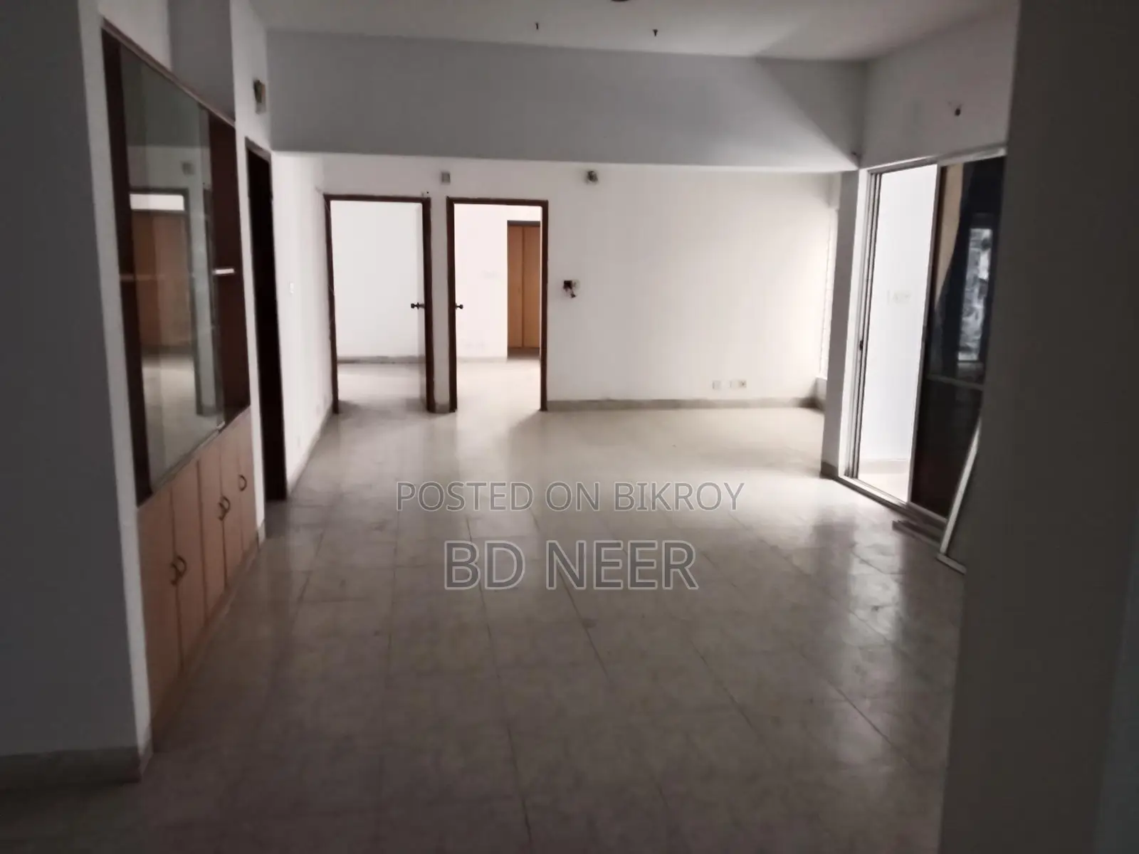office space unfurnish 2500 sft rent in Gulshan 2