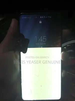 Samsung Galaxy S10 Plus . (Used)