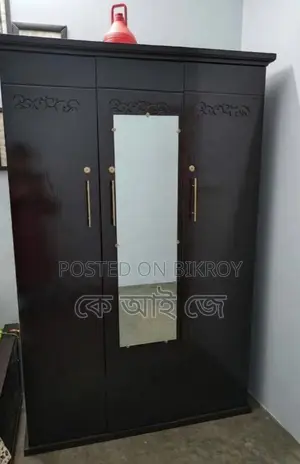 Solid & Stylish Mdf Alamari/wardrobe for Sale!