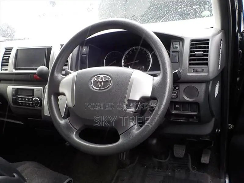 Toyota Hiace Super GL 2019