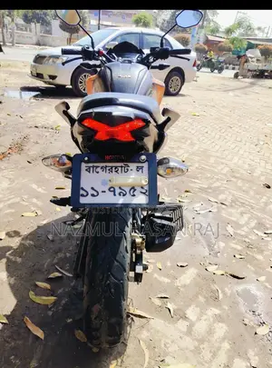 Honda Hornet . 2022