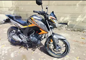 Honda Hornet . 2022