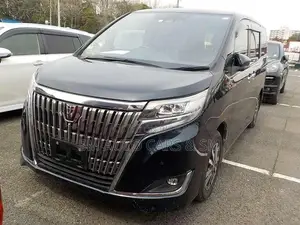 Toyota Esquire Petrol Gi Mica Blue 2020