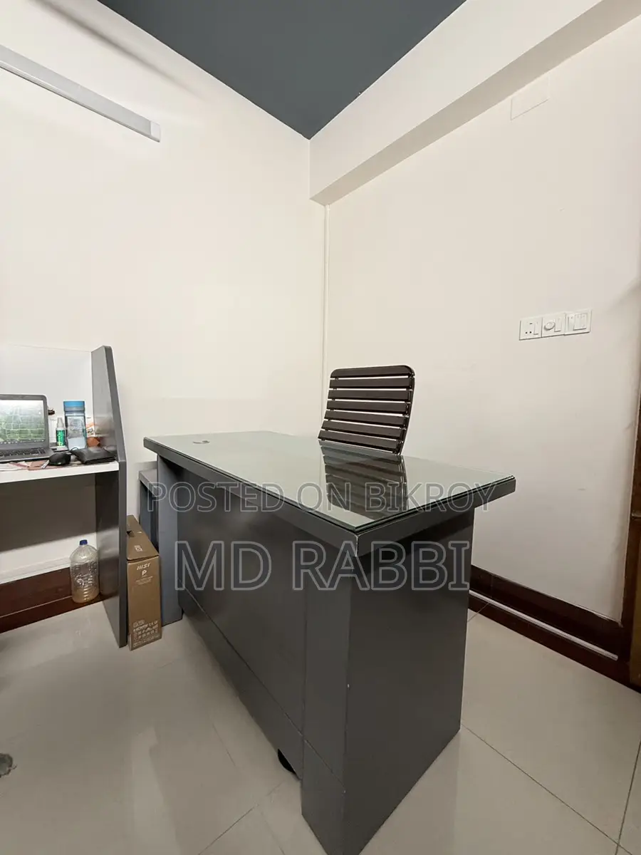 Ceo টেবিল-চেয়ার