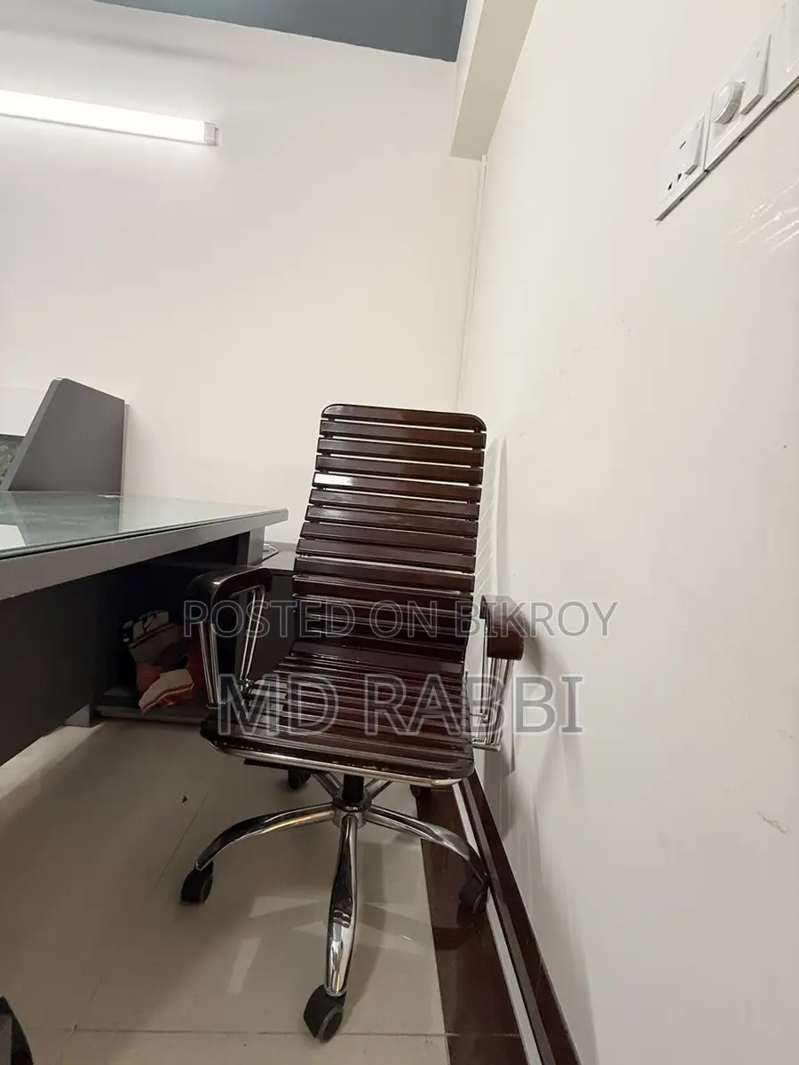Ceo টেবিল-চেয়ার