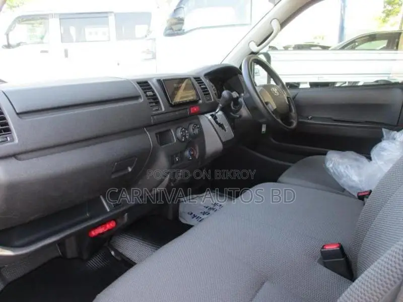 Toyota Hiace GL PACKAGE 2021