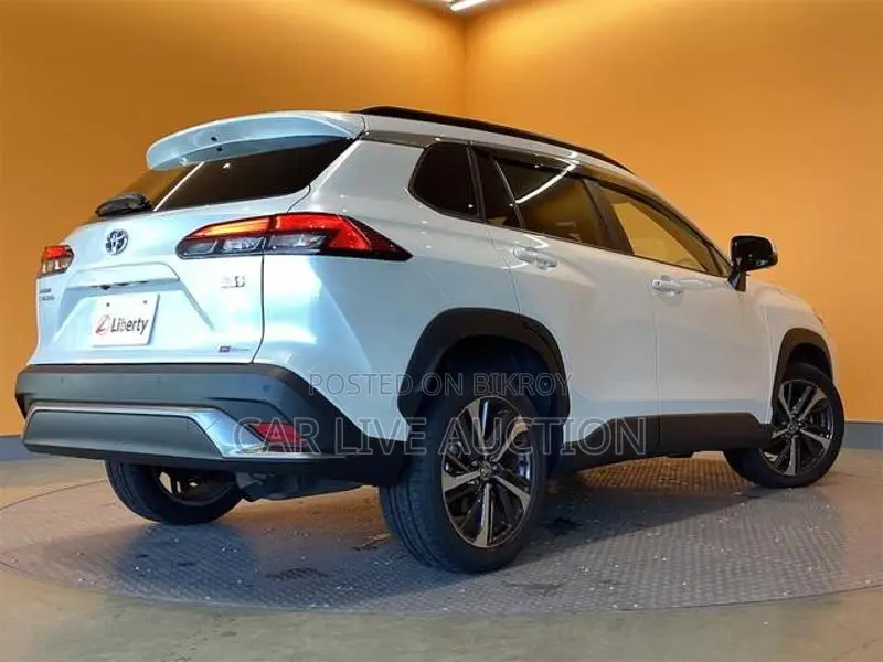 Toyota Corolla Cross Hybrid Z pre order 2021