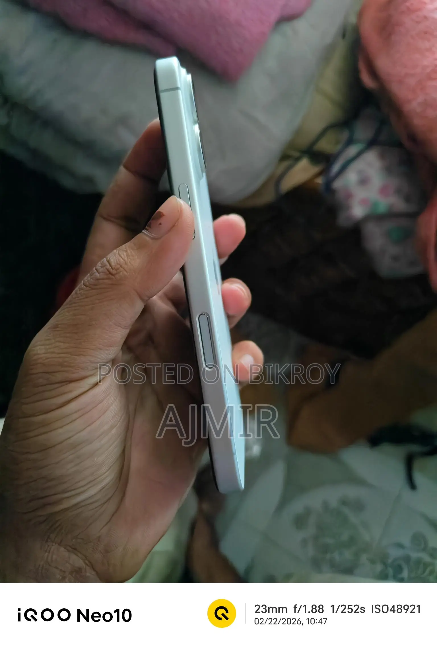 Apple iPhone 16 (Used)