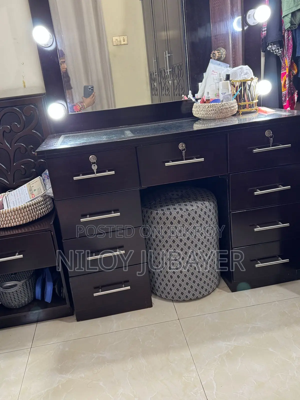 Vanity Dressing Table
