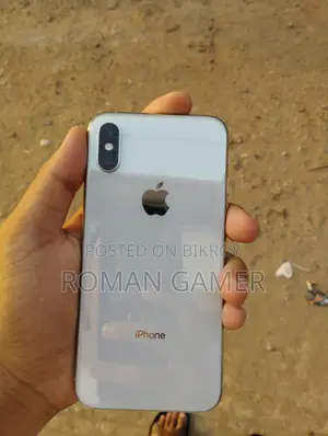 Apple iPhone XS (Used)
