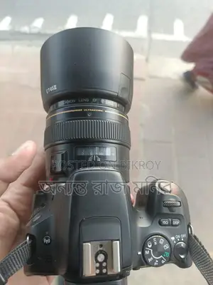 200 D + 85 mm