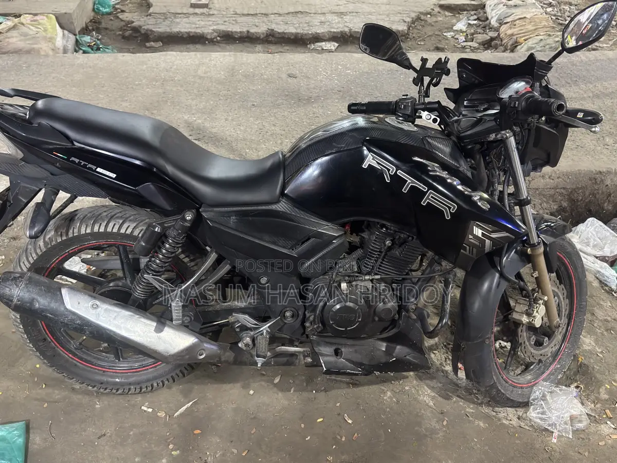 TVS APACHE RTR 150 . 2019