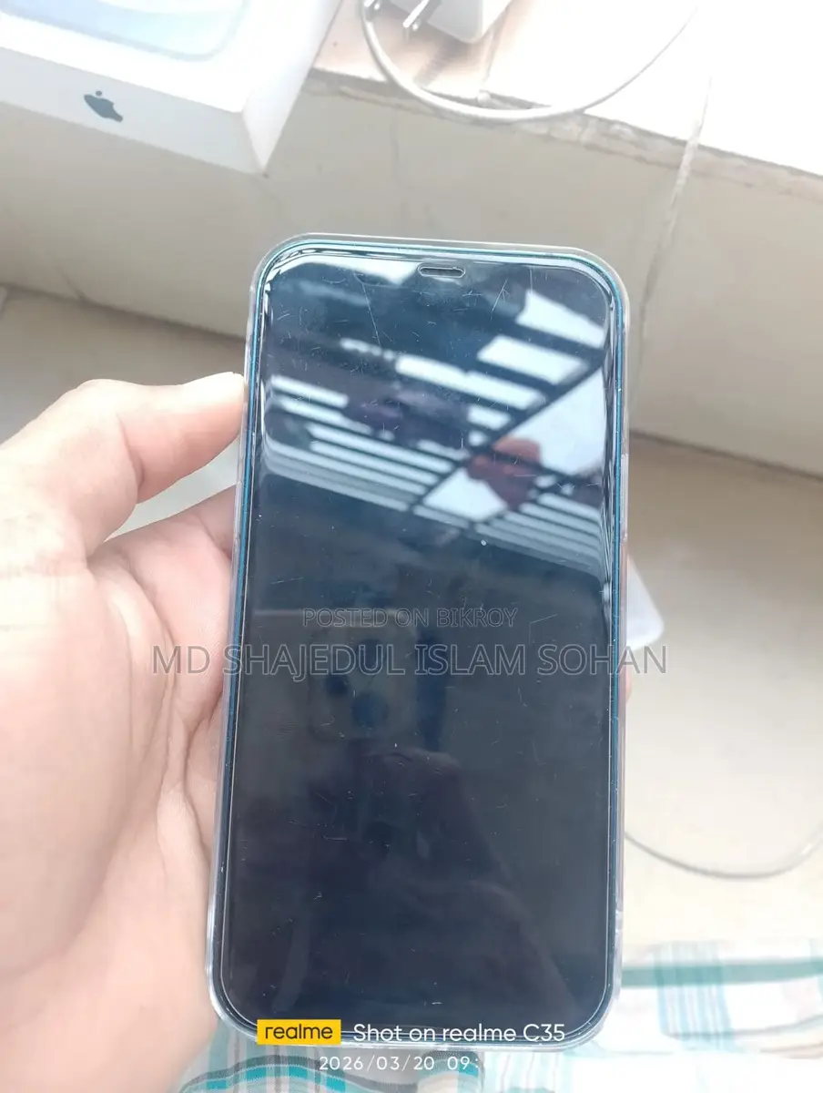 Apple iPhone 12 (Used)