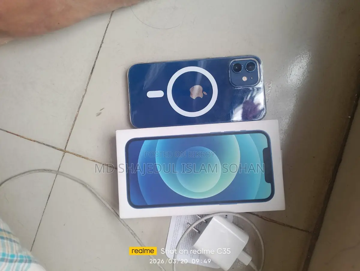 Apple iPhone 12 (Used)