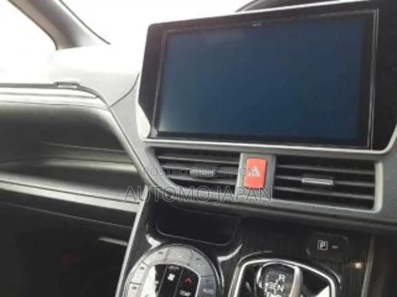 Toyota Esquire GI Premium 2021