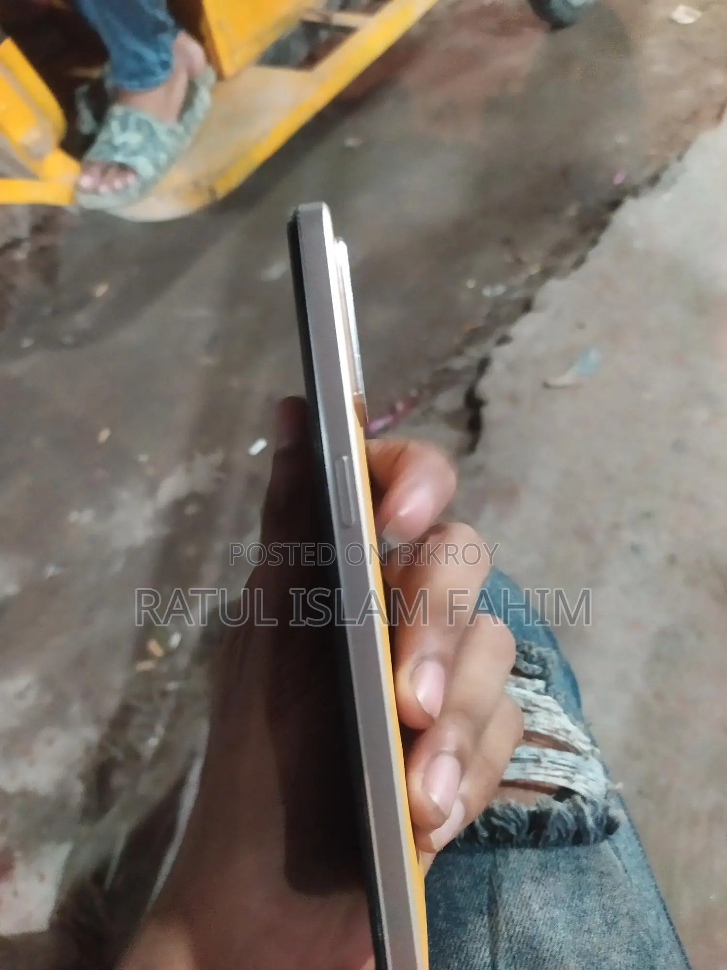 OPPO f21 pro (Used)