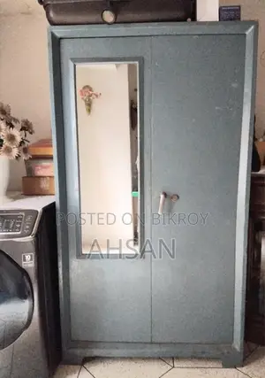 Steel Almirah for Sale