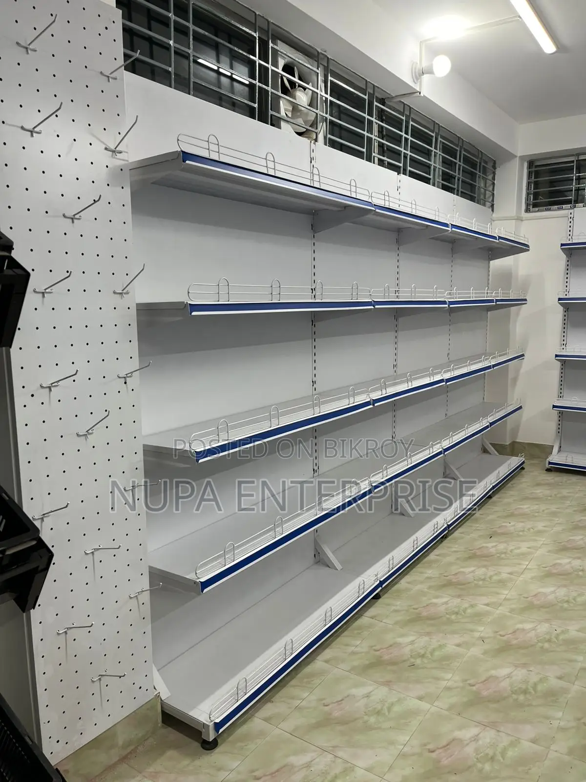 Modern Supermarket Rack