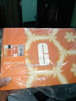 আমেরিকান ব্রান্ড ক্লিনিক এর হ্যাপি ফর ম্যান পারফিউম।