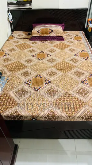 Oak Wood Bed