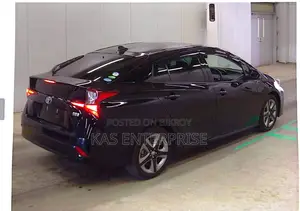 Toyota Prius A TOURING BLACK 2021