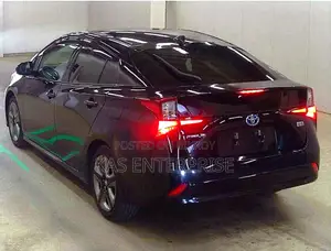 Toyota Prius A TOURING BLACK 2021