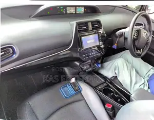 Toyota Prius A TOURING BLACK 2021