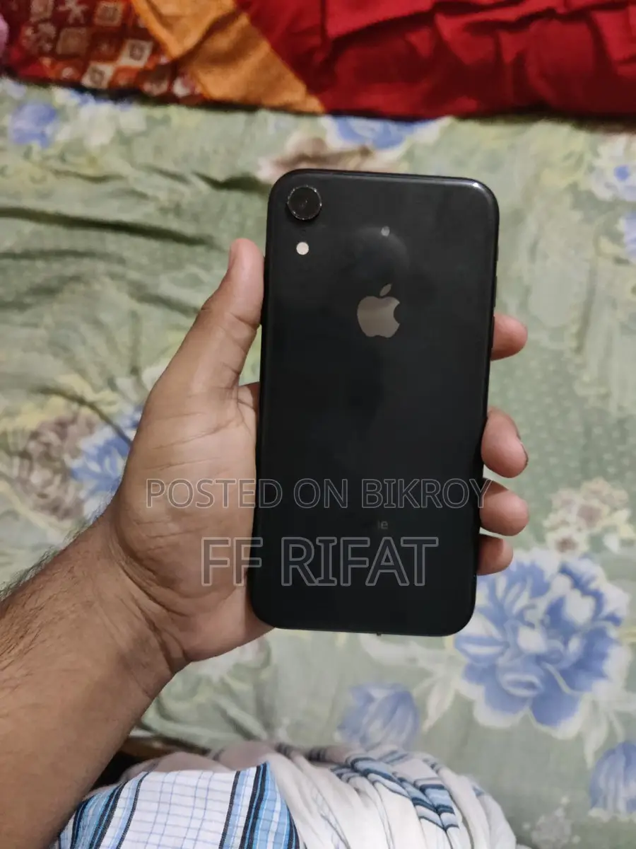 Apple iPhone XR (Used)