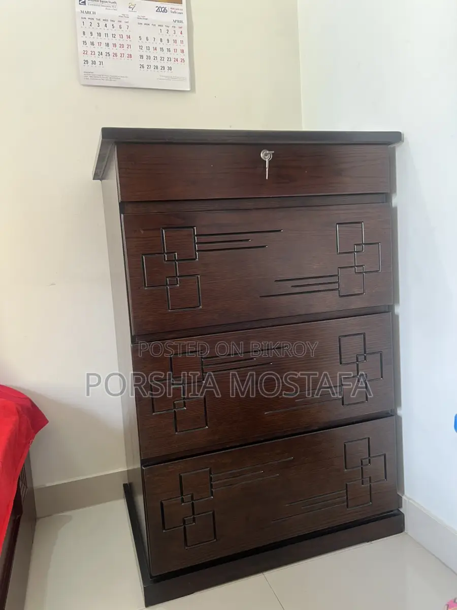 এই wardrobe টি বিক্রি হবে