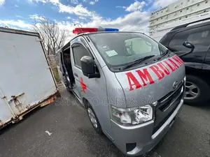 Toyota Hiace Ambulance GL Silver 2020