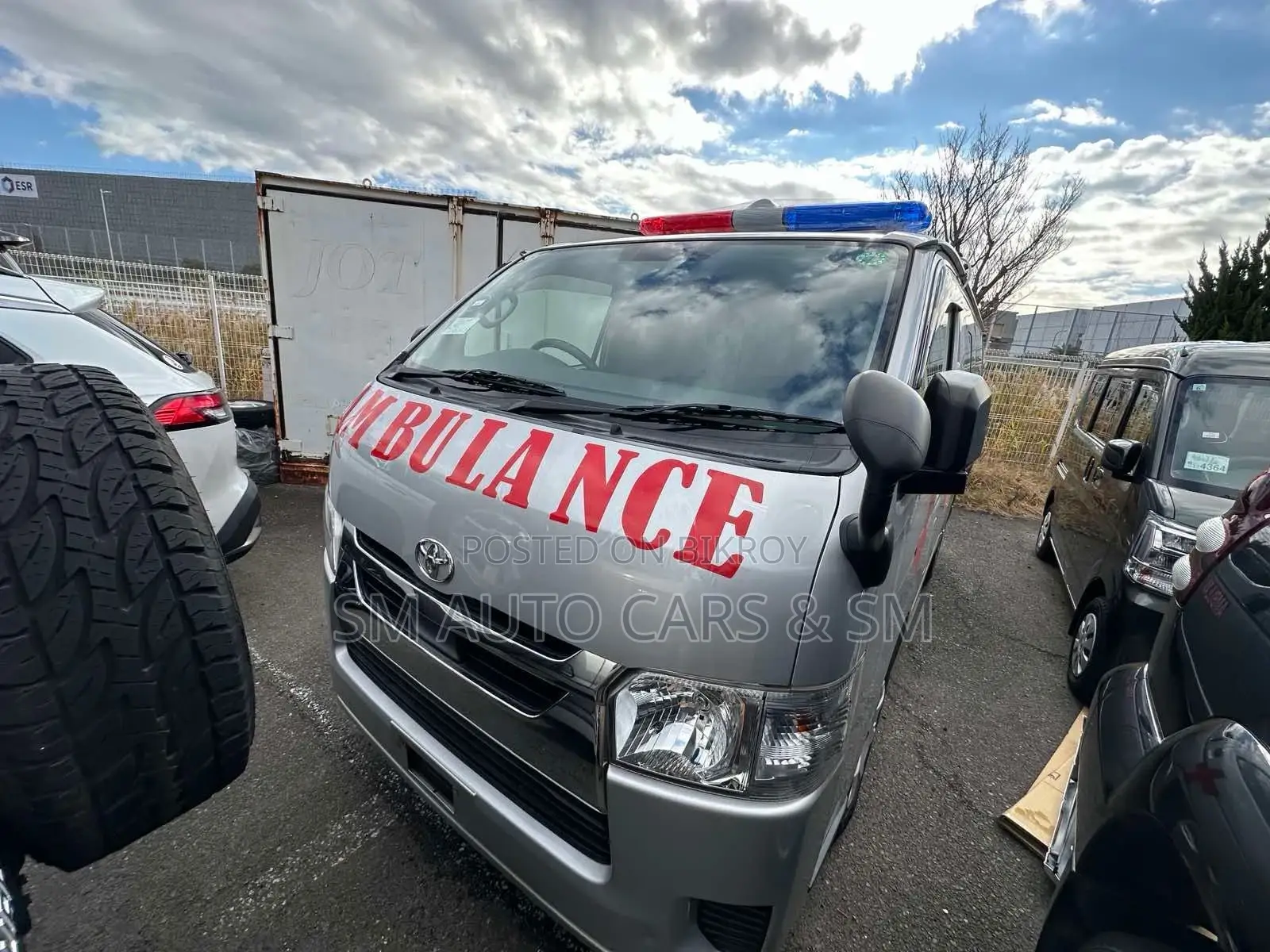 Toyota Hiace Ambulance GL Silver 2020