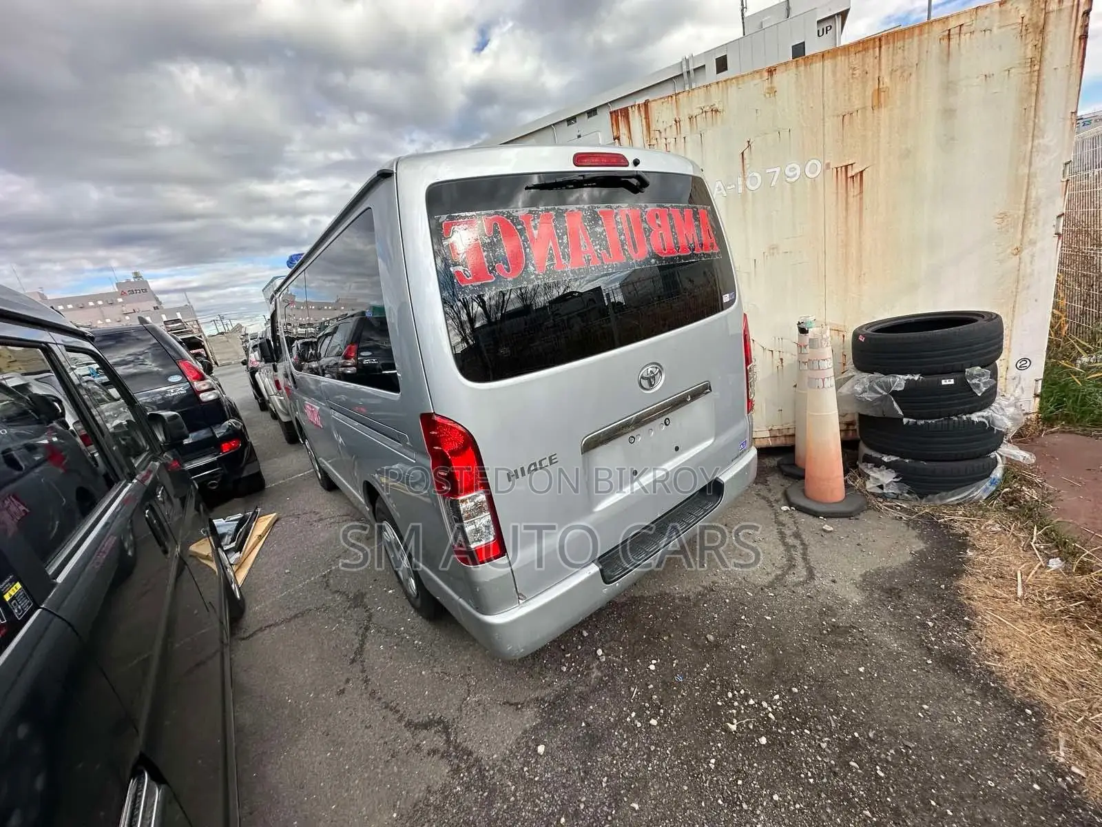 Toyota Hiace Ambulance GL Silver 2020