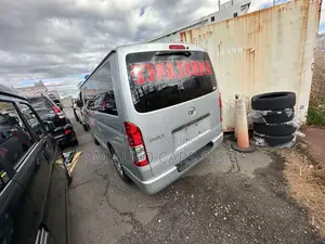 Toyota Hiace Ambulance GL Silver 2020