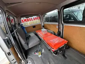 Toyota Hiace Ambulance GL Silver 2020