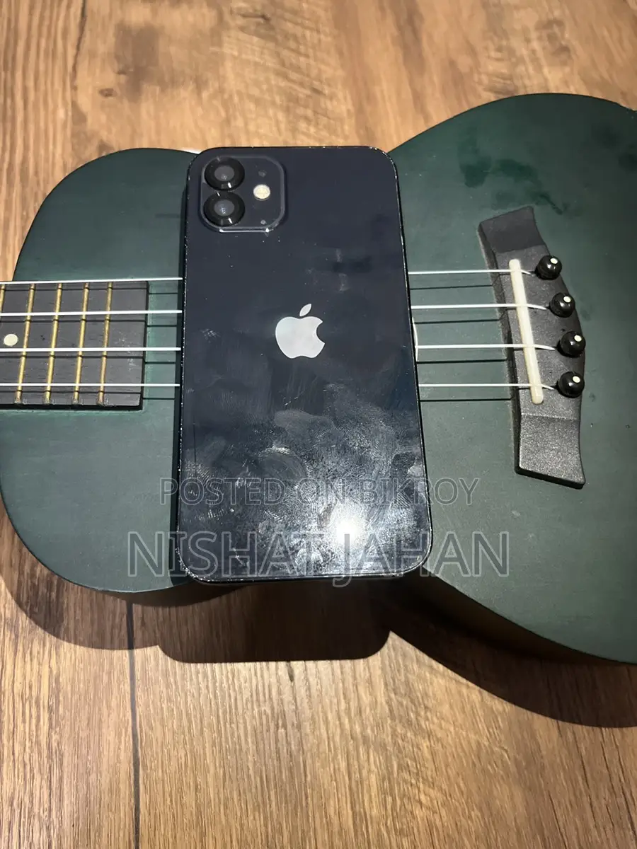 Apple iPhone 12 . (Used)