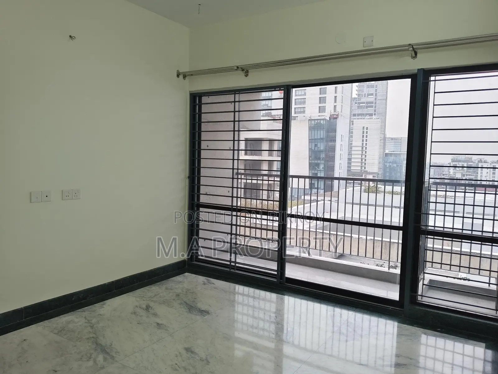 Rent New Apartment 4-Bed 2-Carpark Gulshan-2