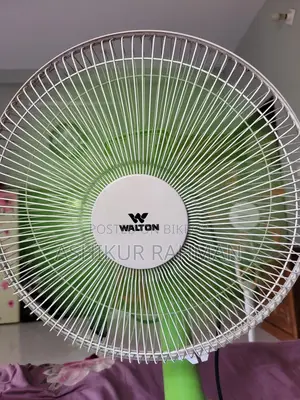Walton 14-inch Rechargeable Table Fan