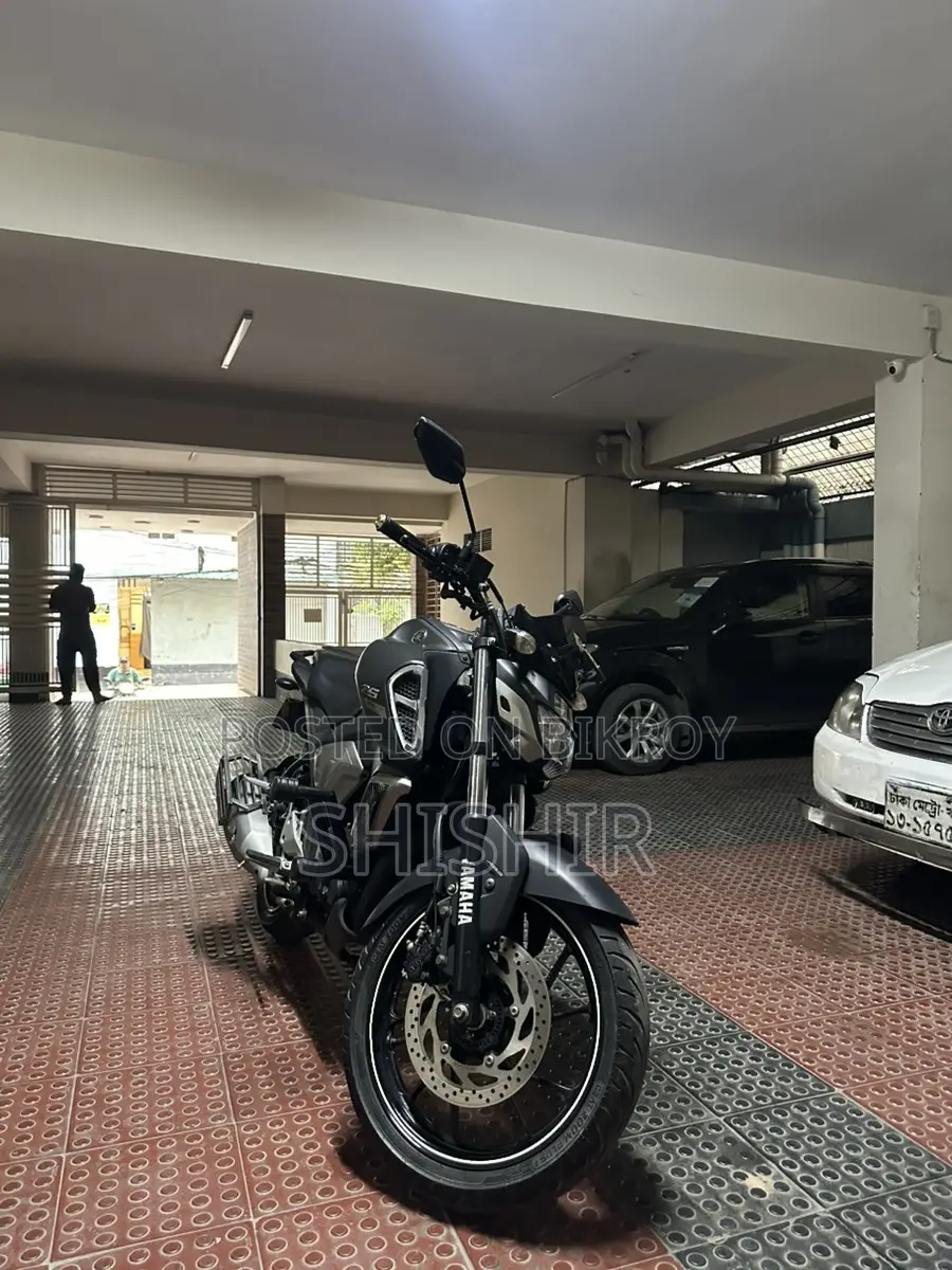 Yamaha FZS V3 fi abs 2023