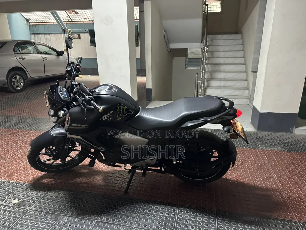 Yamaha FZS V3 fi abs 2023
