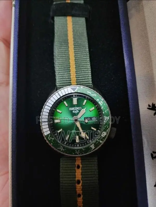 Seiko 5 Sports “Rock Lee” Limited Edition — Full Set | Like New