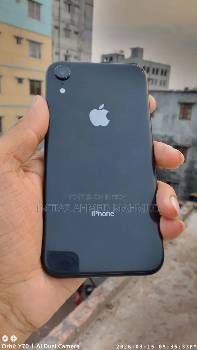 Apple XR 128 GB Black