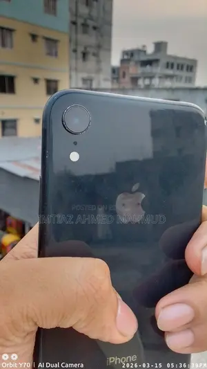 Apple XR 128 GB Black