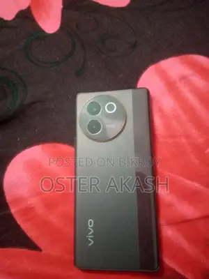Vivo V30e . (Used)