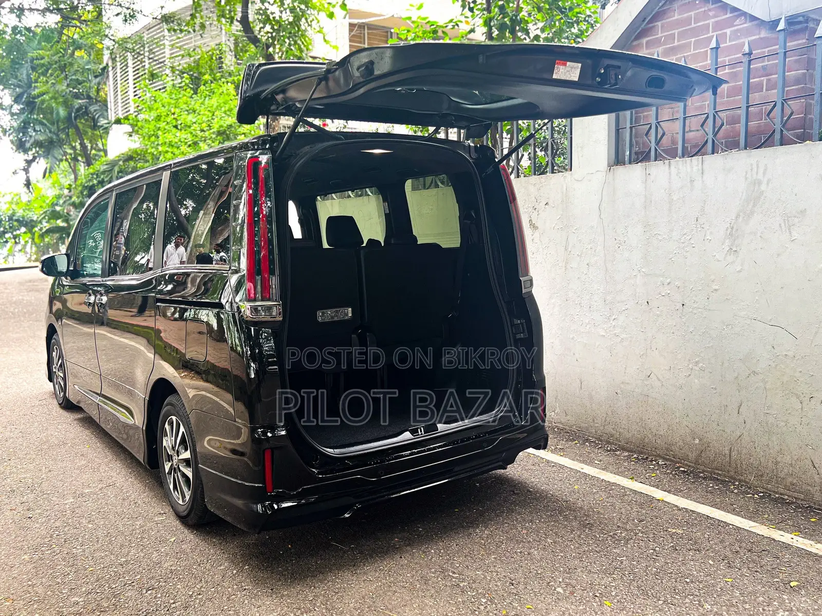 Toyota Esquire Gi Premium 2020