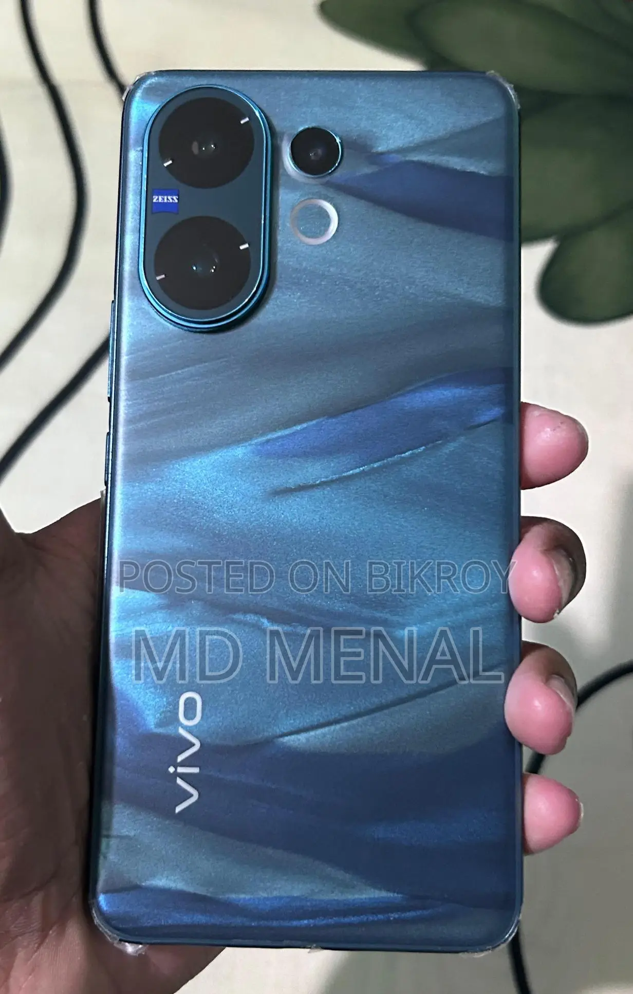 Vivo V60 বিক্রির জন্য (ব্যবহৃত)