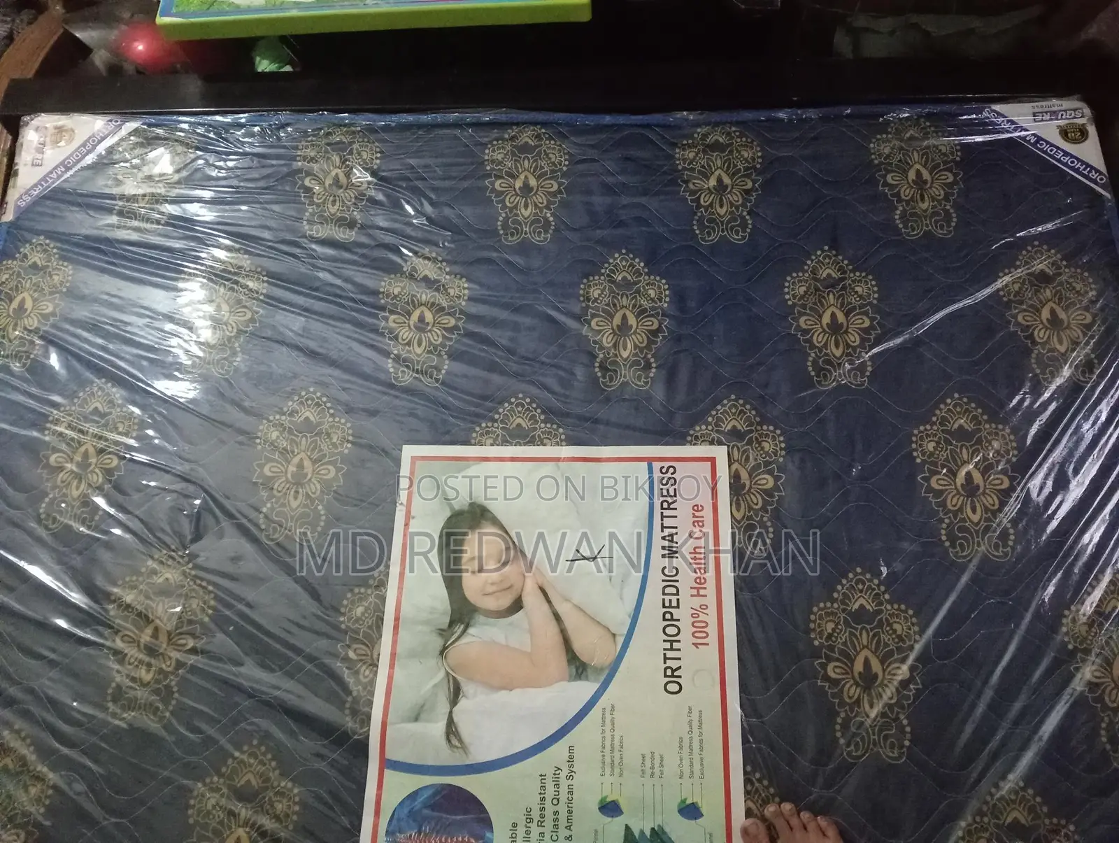 আরামদায়ক অর্থোপেডিক ম্যাট্রেসসহ আধুনিক ডিজাইনের ৪/৫ ফিট খাট বিক্রয়"