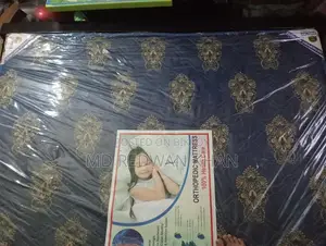 আরামদায়ক অর্থোপেডিক ম্যাট্রেসসহ আধুনিক ডিজাইনের ৪/৫ ফিট খাট বিক্রয়"