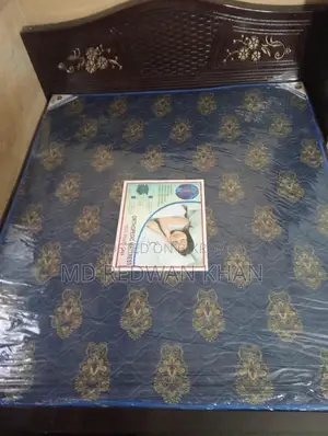 আরামদায়ক অর্থোপেডিক ম্যাট্রেসসহ আধুনিক ডিজাইনের ৪/৫ ফিট খাট বিক্রয়"